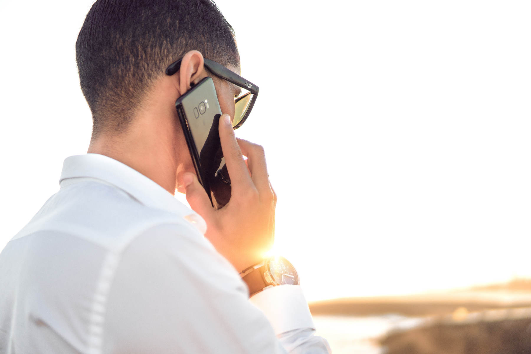 telefonkonferenz-geringe-kosten-fuer-teilnehmer 